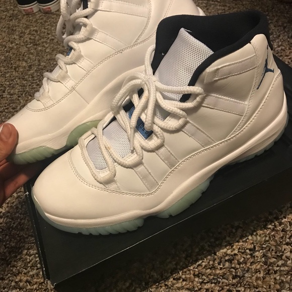 Colombia 11s - Picture 3 of 4